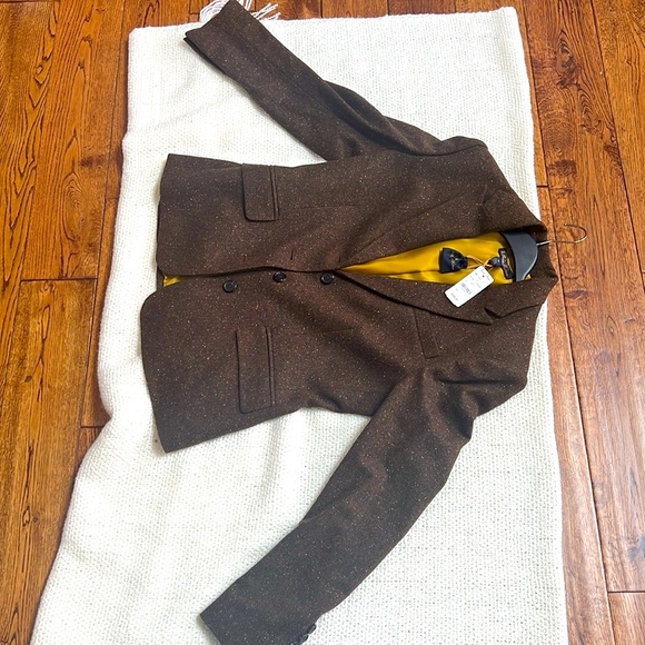 🆕Brooks Brothers Woolen Brown Blazer with Notched Lapels and Textured Fabric - Picture 2 of 12